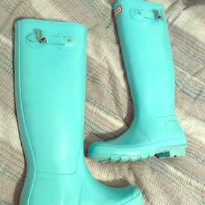 Rare Tiffany Blue Hunter boots size 8